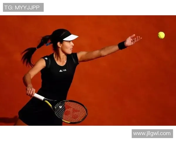 贵阳足球明星女朋友的生活揭秘与爱情故事分享