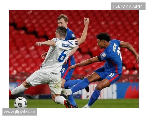 足球明星意外瞬间大揭秘丑态图片大全集让你大开眼界的搞笑时刻